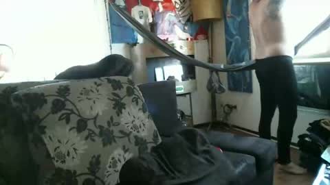 Manuel online show from March 2, 2:15 pm