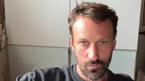 Snapshot of maenu_69 chatting on September 16, 3:57 pm maenu_69 online show from September 16, 3:57 pm