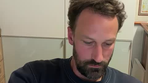 Snapshot of maenu_69 chatting on October 15, 7:43 pm maenu_69 online show from October 15, 7:43 pm