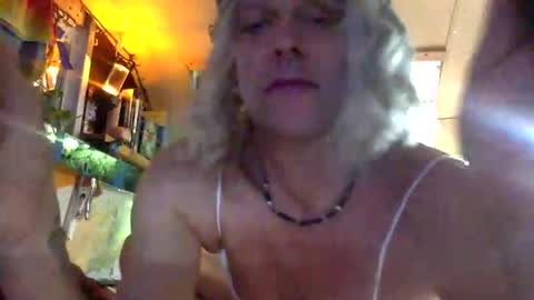 Gaia Love online show from March 8, 11:25 am