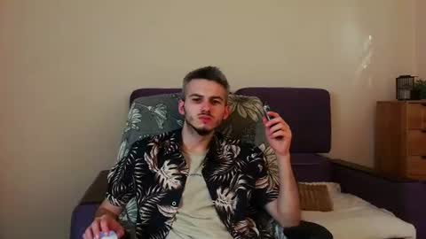magic_storms online show from June 19, 3:39 pm