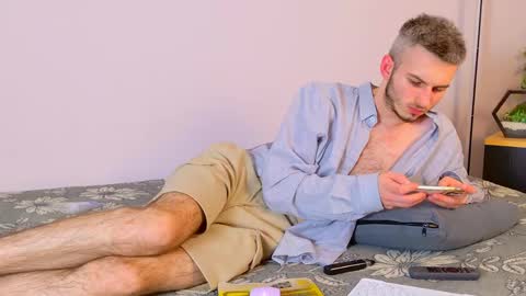 magic_storms online show from May 20, 1:56 am