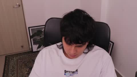 Tony Hoffa online show from April 19, 7:49 pm