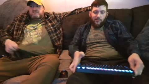 magmacumlava online show from February 24, 2:19 am