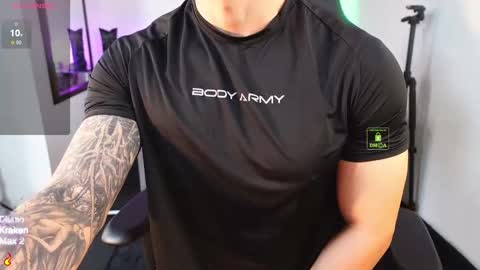 If you want me to use the Lovense please let me know  --    online show from September 30, 5:27 pm