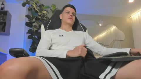 MAICOL online show from April 25, 12:13 am