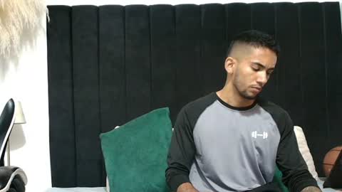 maicolparker0 online show from July 13, 12:07 pm