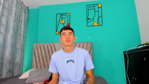 Maikol online show from April 21, 1:06 pm