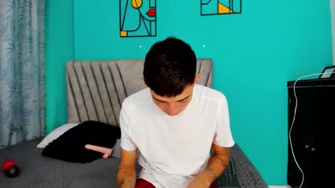 Maikol online show from April 23, 12:29 pm