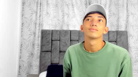 Maikol online show from December 21, 12:13 pm