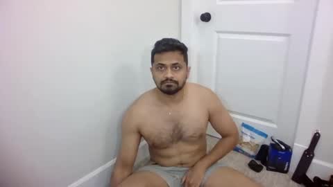 Rakesh Slave online show from November 18, 7:50 pm