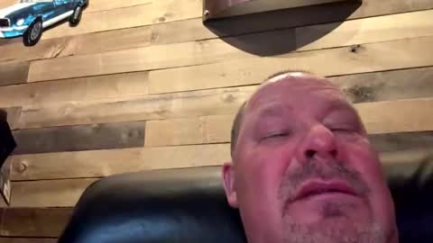 makeyousquirt1969 online show from March 7, 7:06 am