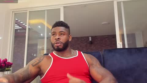 Snapshot of makonneen chatting on February 23, 10:31 pm Makonnen online show from February 23, 10:31 pm