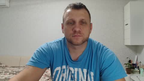 malchyshka online show from December 24, 9:06 am