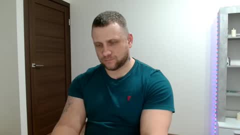 malchyshka online show from February 24, 9:15 pm