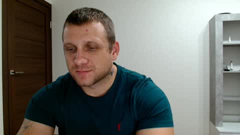 malchyshka online show from October 18, 10:37 pm