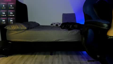 ADAM         online show from October 6, 5:34 am