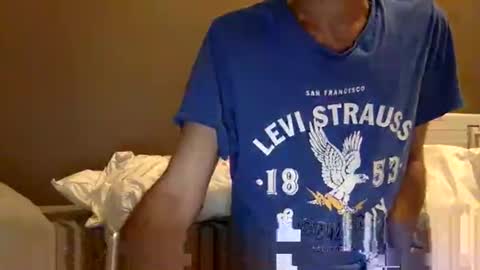 malefrench1 online show from October 25, 5:31 am