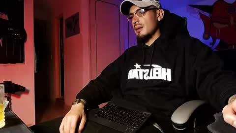 malek_xarx online show from March 8, 2:26 am