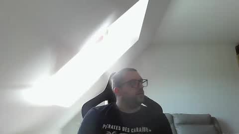 breton online show from October 17, 11:25 am