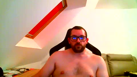 breton online show from October 25, 9:38 pm