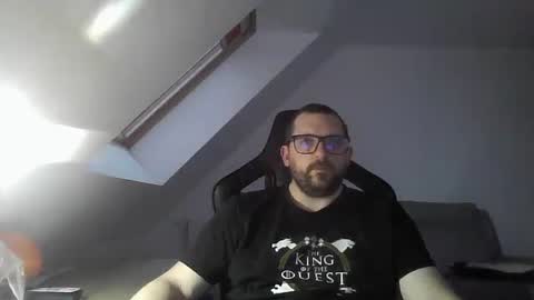 breton online show from December 25, 4:22 pm