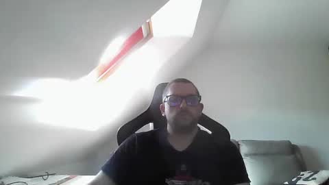 breton online show from October 12, 1:49 pm