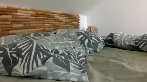 mamattv online show from April 25, 11:57 am