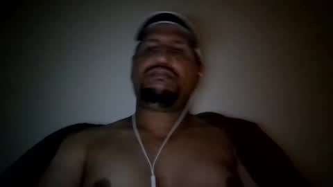 Snapshot of man_new chatting on February 19, 6:43 pm Man new online show from February 19, 6:43 pm