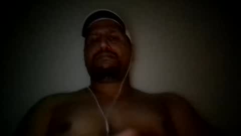 Snapshot of man_new chatting on February 13, 1:19 am Man new online show from February 13, 1:19 am