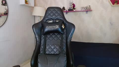 man_san11 online show from September 18, 6:54 pm