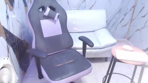 man_san11 online show from September 14, 6:10 pm