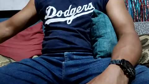 mandrilo7379 online show from July 7, 5:07 am