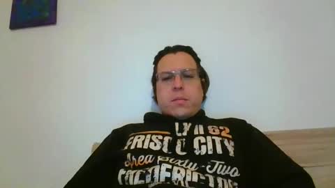 manncr online show from November 17, 7:22 am