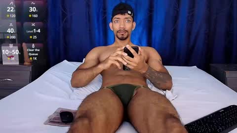 Snapshot of manolo_hot1 chatting on February 28, 3:15 pm Manolo Hot 1 online show from February 28, 3:15 pm