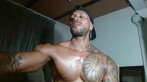 Manolo online show from October 27, 1:30 am