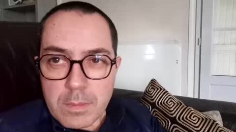 manu5933 online show from December 16, 10:50 am