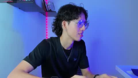 Snapshot of manu_vera8 chatting on February 12, 7:45 pm Manuel online show from February 12, 7:45 pm