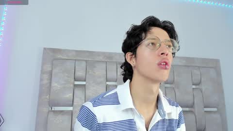 Snapshot of manu_vera8 chatting on December 21, 11:55 am Manuel online show from December 21, 11:55 am