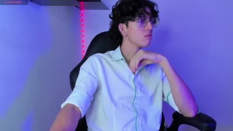 Snapshot of manu_vera8 chatting on February 22, 7:21 pm Manuel online show from February 22, 7:21 pm