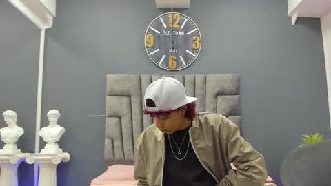 Manuel Rivero online show from March 10, 3:12 am