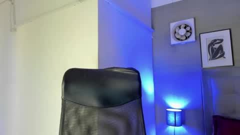 Snapshot of marcelo_dosantos77 chatting on February 3, 3:42 am MARCELO online show from February 3, 3:42 am