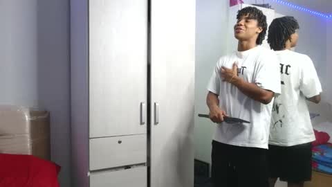 Snapshot of marcelo_dosantos77 chatting on September 9, 4:17 pm MARCELO online show from September 9, 4:17 pm