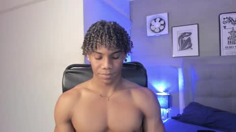 Snapshot of marcelo_dosantos77 chatting on March 6, 12:00 am MARCELO online show from March 6, 12:00 am