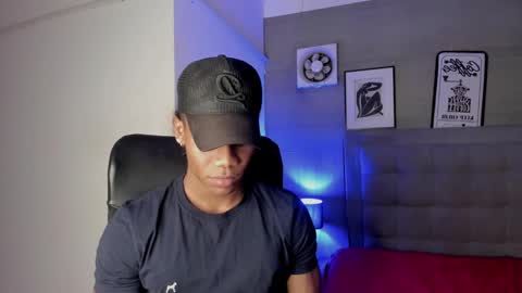 Snapshot of marcelo_dosantos77 chatting on February 12, 3:40 am MARCELO online show from February 12, 3:40 am