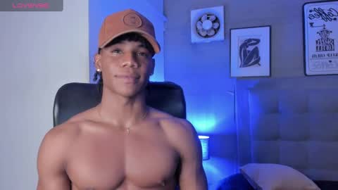 Snapshot of marcelo_dosantos77 chatting on January 25, 4:13 am MARCELO online show from January 25, 4:13 am