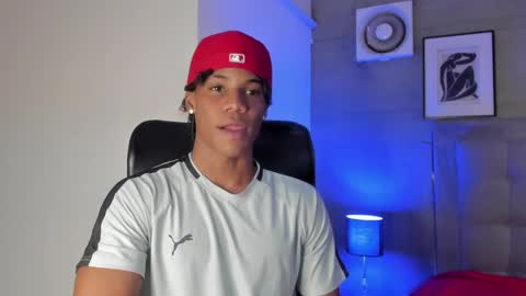 Snapshot of marcelo_dosantos77 chatting on January 4, 7:44 pm MARCELO online show from January 4, 7:44 pm