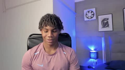 Snapshot of marcelo_dosantos77 chatting on March 6, 10:58 pm MARCELO online show from March 6, 10:58 pm