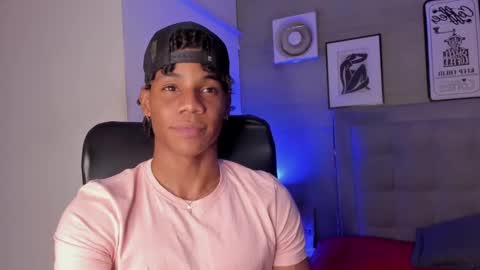 Snapshot of marcelo_dosantos77 chatting on January 18, 3:57 am MARCELO online show from January 18, 3:57 am
