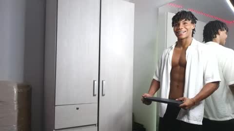 Snapshot of marcelo_dosantos77 chatting on September 18, 3:03 pm MARCELO online show from September 18, 3:03 pm
